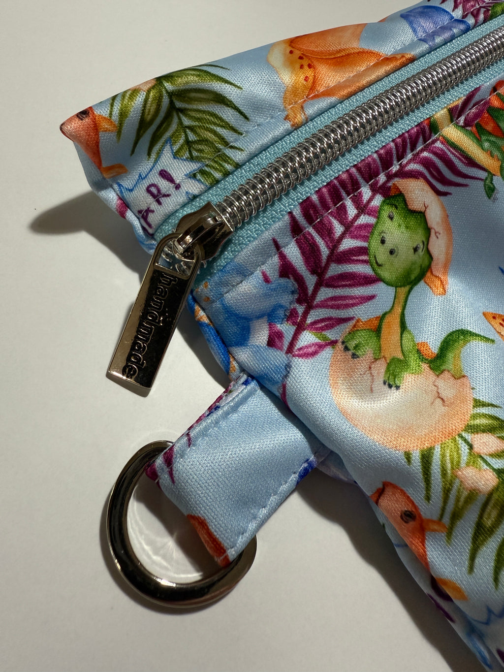 Re-usable snack bag